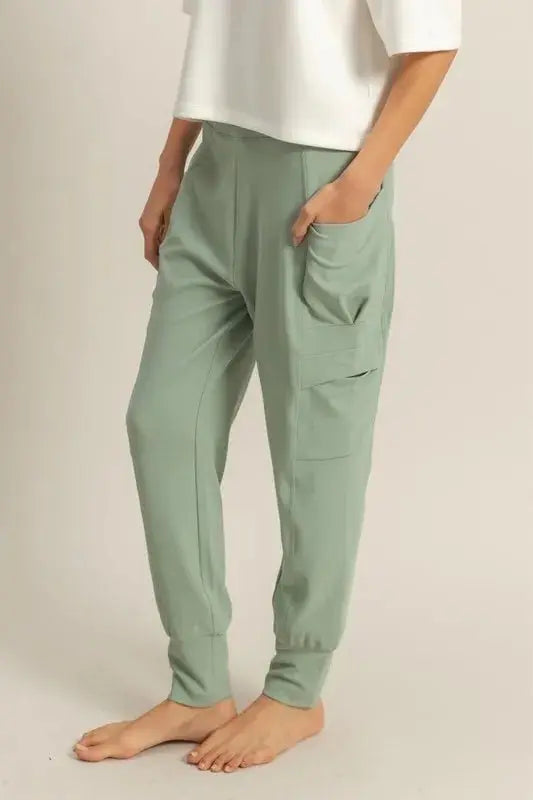 HYFVE High-Waist Pocket Detail Comfy Sweatpants for Women - Love Salve